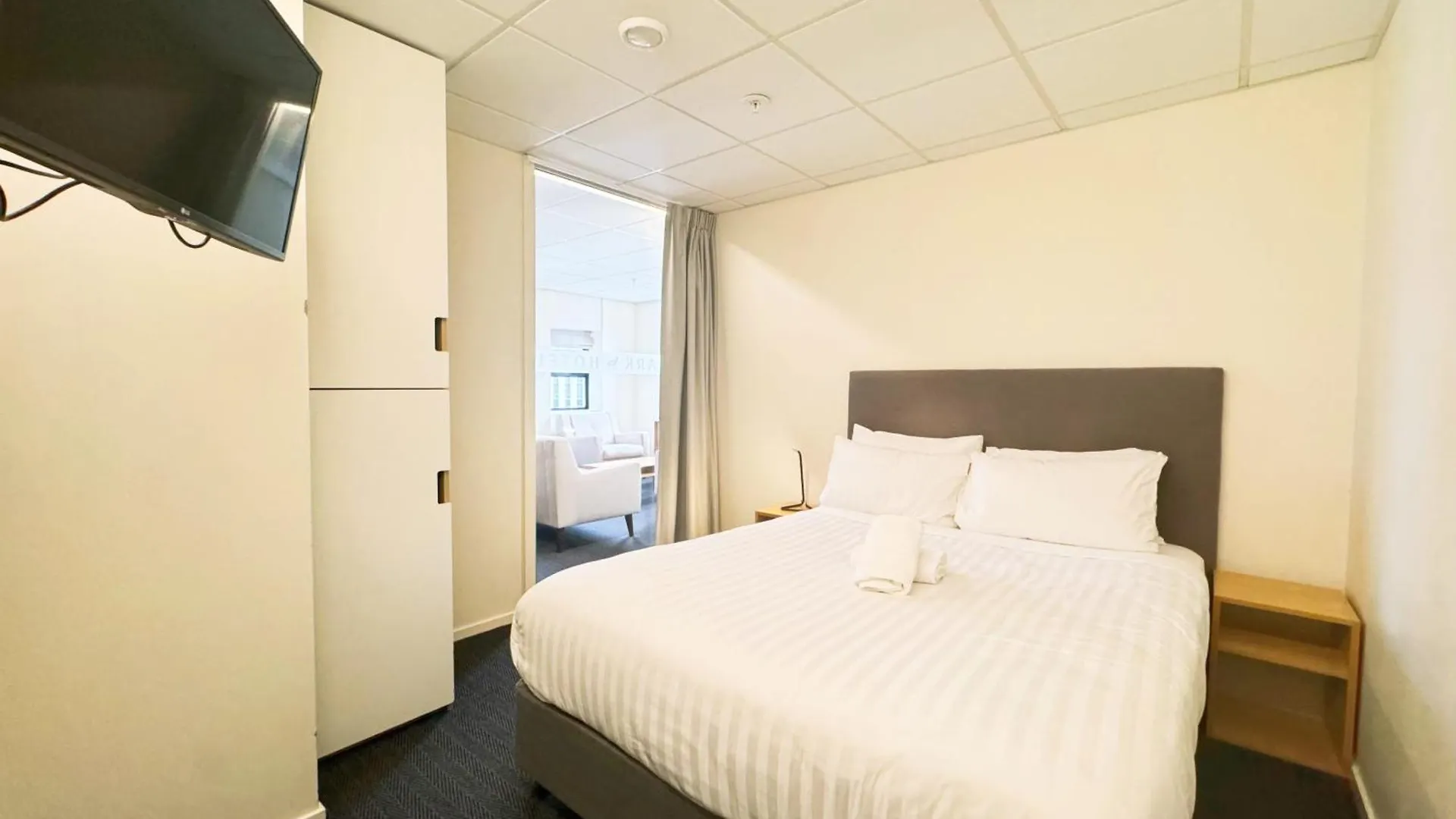 Park Hotel, Lambton Quay Wellington